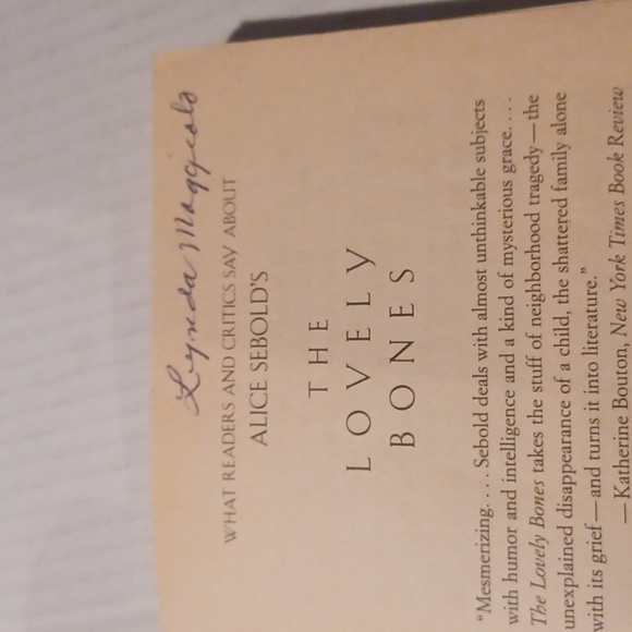 $4 Add-on "The Lovely Bones" by Alice Sebold - Paperback Novel - Picture 7 of 8